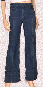 Raw selvedge denim jeans fly and rivet detail